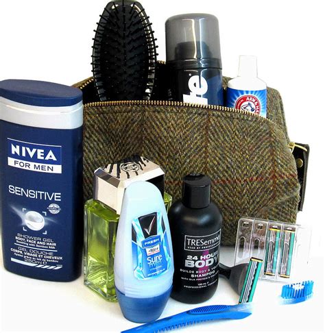 mens toiletry gifts